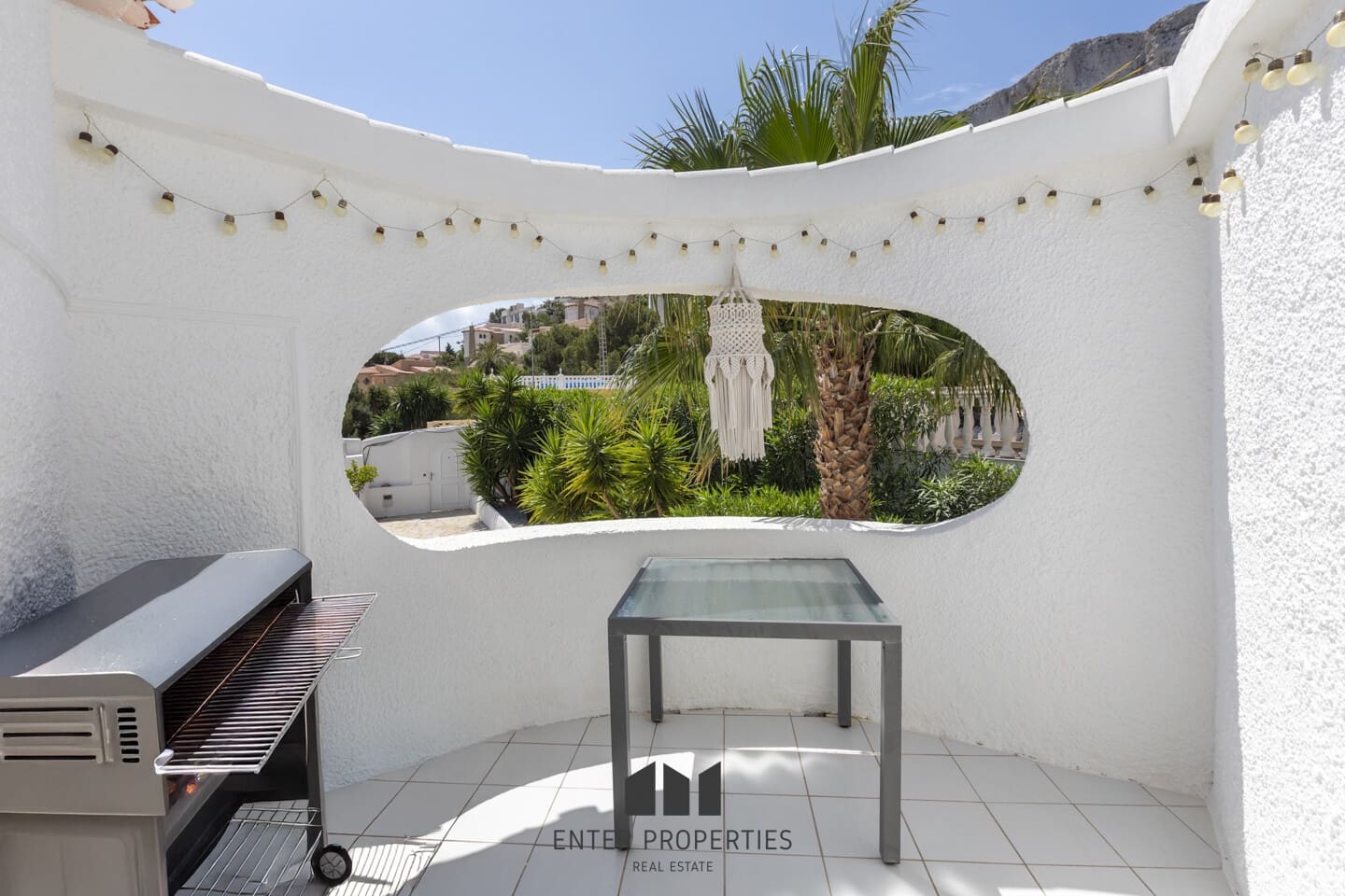 4 sypialnia Willa na sprzedaż w Calpe / Calp z basenem garażem - 645 000 € (Ref: 8991984)