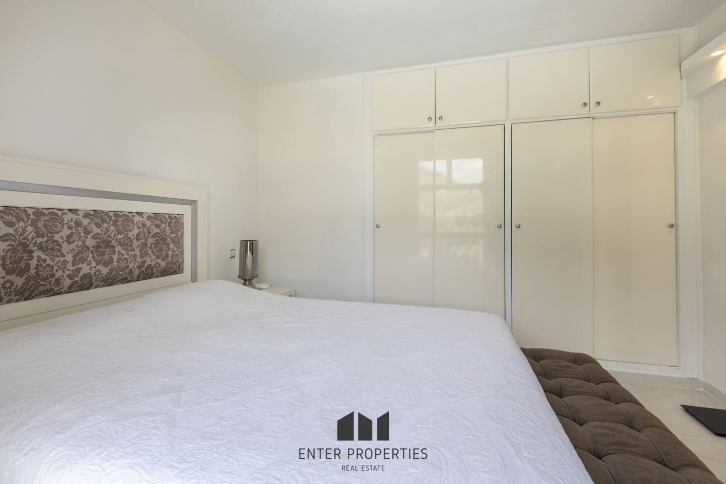 4 sypialnia Willa na sprzedaż w Calpe / Calp z basenem garażem - 645 000 € (Ref: 8991984)