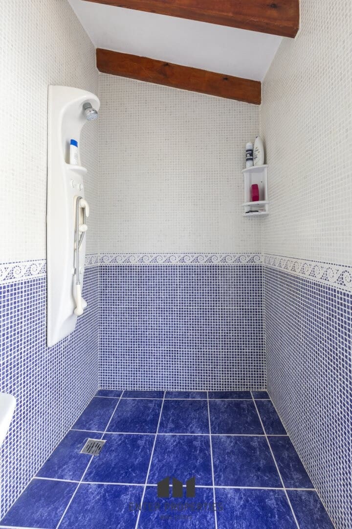 4 sypialnia Willa na sprzedaż w Calpe / Calp z basenem garażem - 645 000 € (Ref: 8991984)