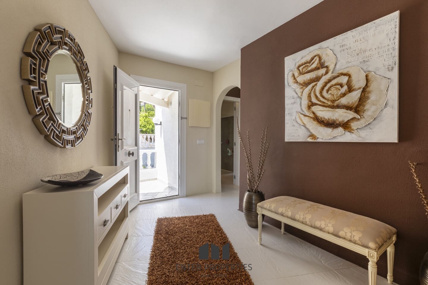 4 sypialnia Willa na sprzedaż w Calpe / Calp z basenem garażem - 645 000 € (Ref: 8991984)