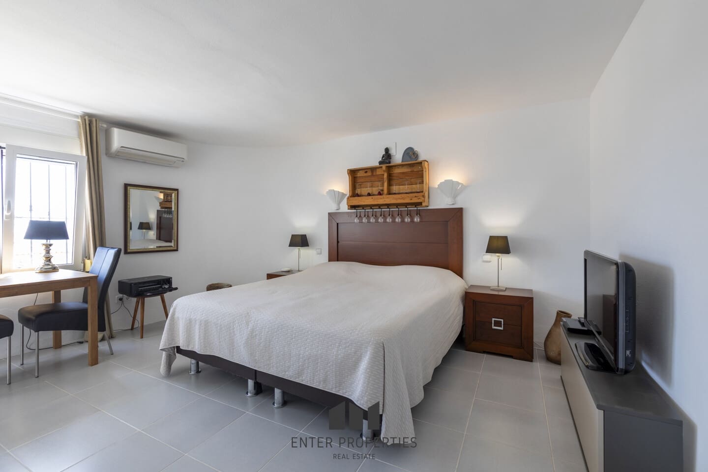 4 sypialnia Willa na sprzedaż w Calpe / Calp z basenem garażem - 645 000 € (Ref: 8991984)