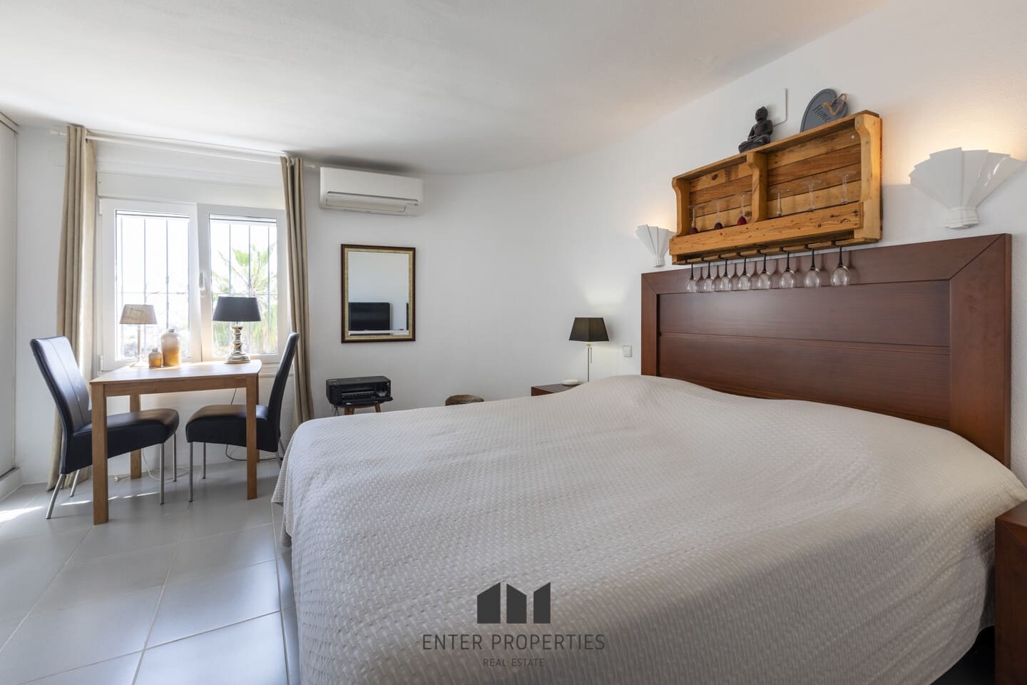 4 sypialnia Willa na sprzedaż w Calpe / Calp z basenem garażem - 645 000 € (Ref: 8991984)