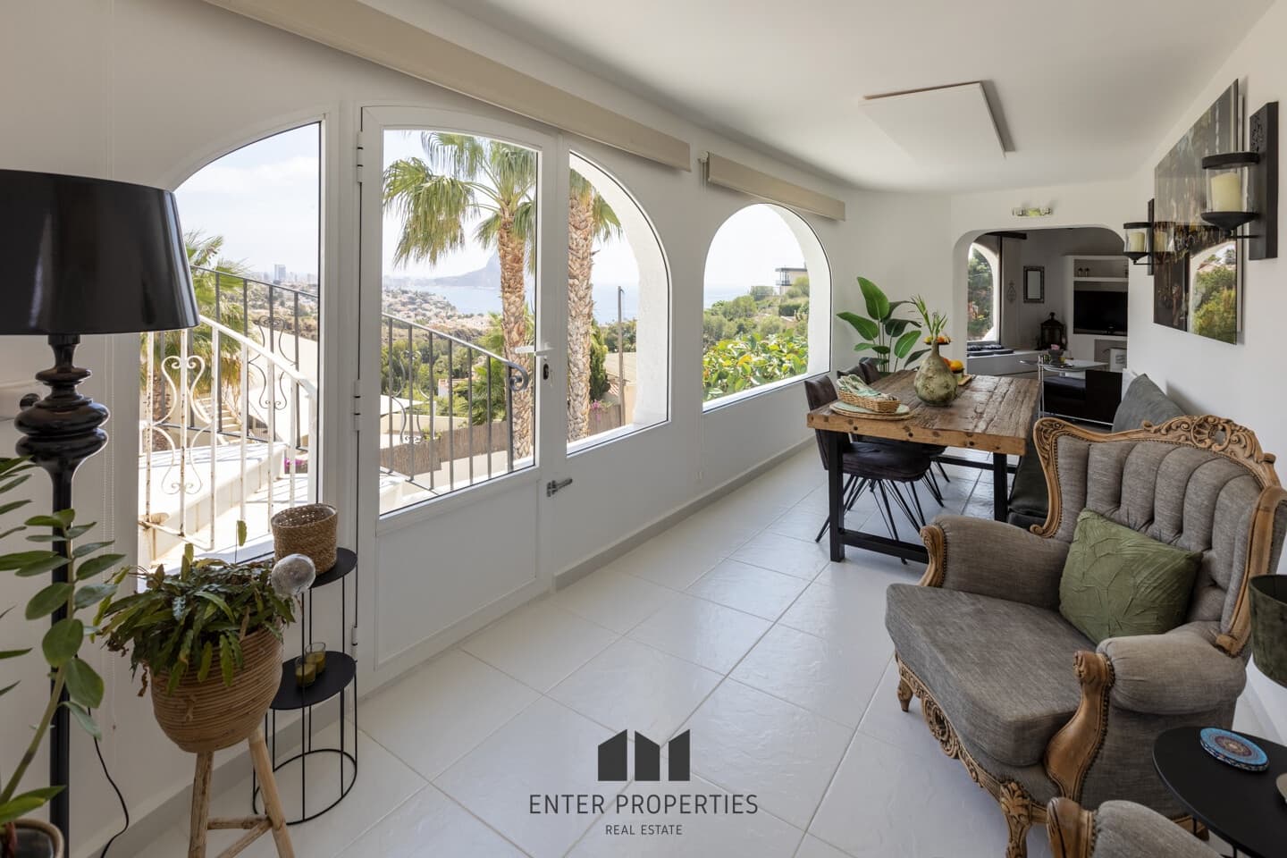 4 sypialnia Willa na sprzedaż w Calpe / Calp z basenem garażem - 645 000 € (Ref: 8991984)