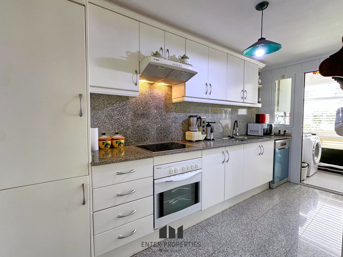 2 soveværelse Lejlighed til salg i Javea / Xabia med swimmingpool garage - € 580.000 (Ref: 8991985)