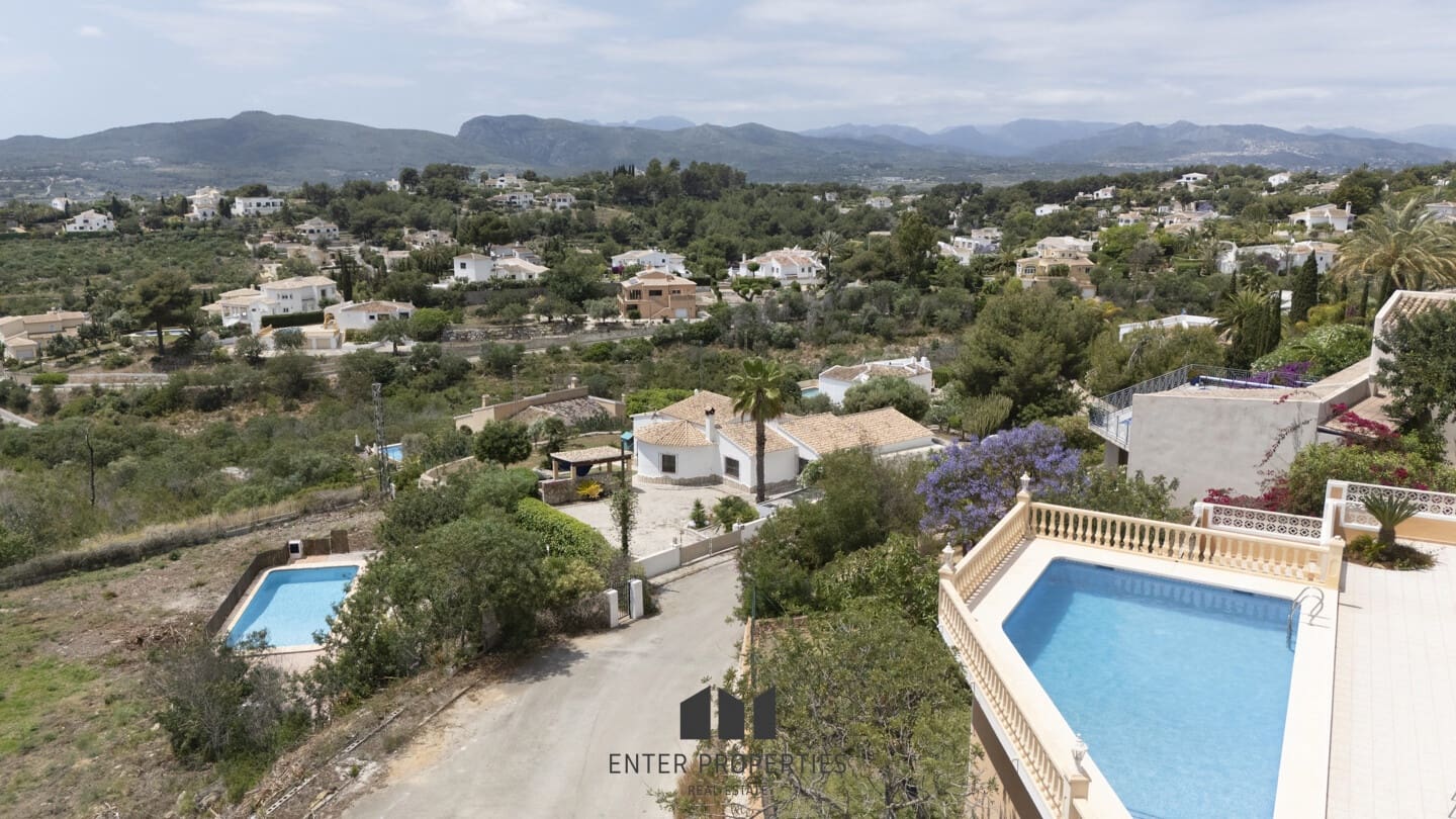 3 soveværelse Villa til salg i Javea / Xabia med swimmingpool garage - € 795.000 (Ref: 9013703)