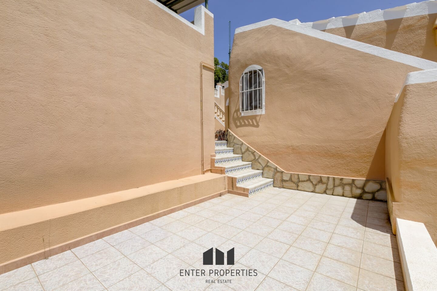 3 soveværelse Villa til salg i Javea / Xabia med swimmingpool garage - € 795.000 (Ref: 9013703)