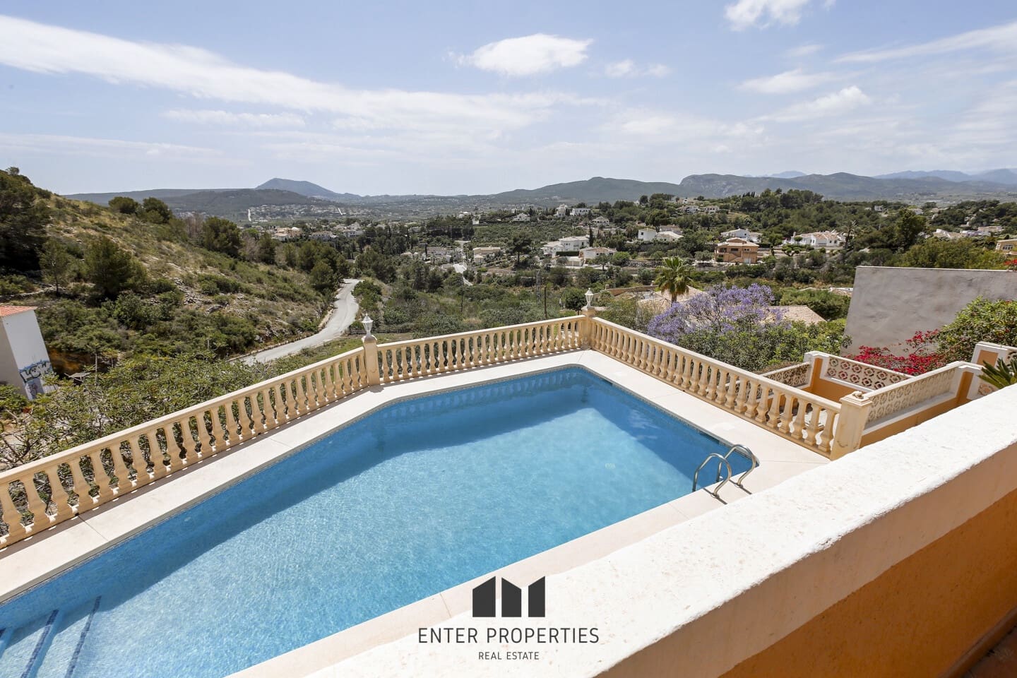 3 soveværelse Villa til salg i Javea / Xabia med swimmingpool garage - € 795.000 (Ref: 9013703)