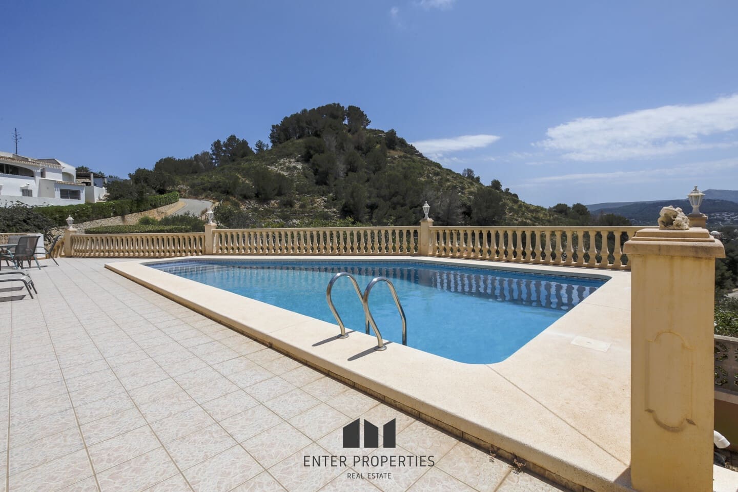 3 soveværelse Villa til salg i Javea / Xabia med swimmingpool garage - € 795.000 (Ref: 9013703)