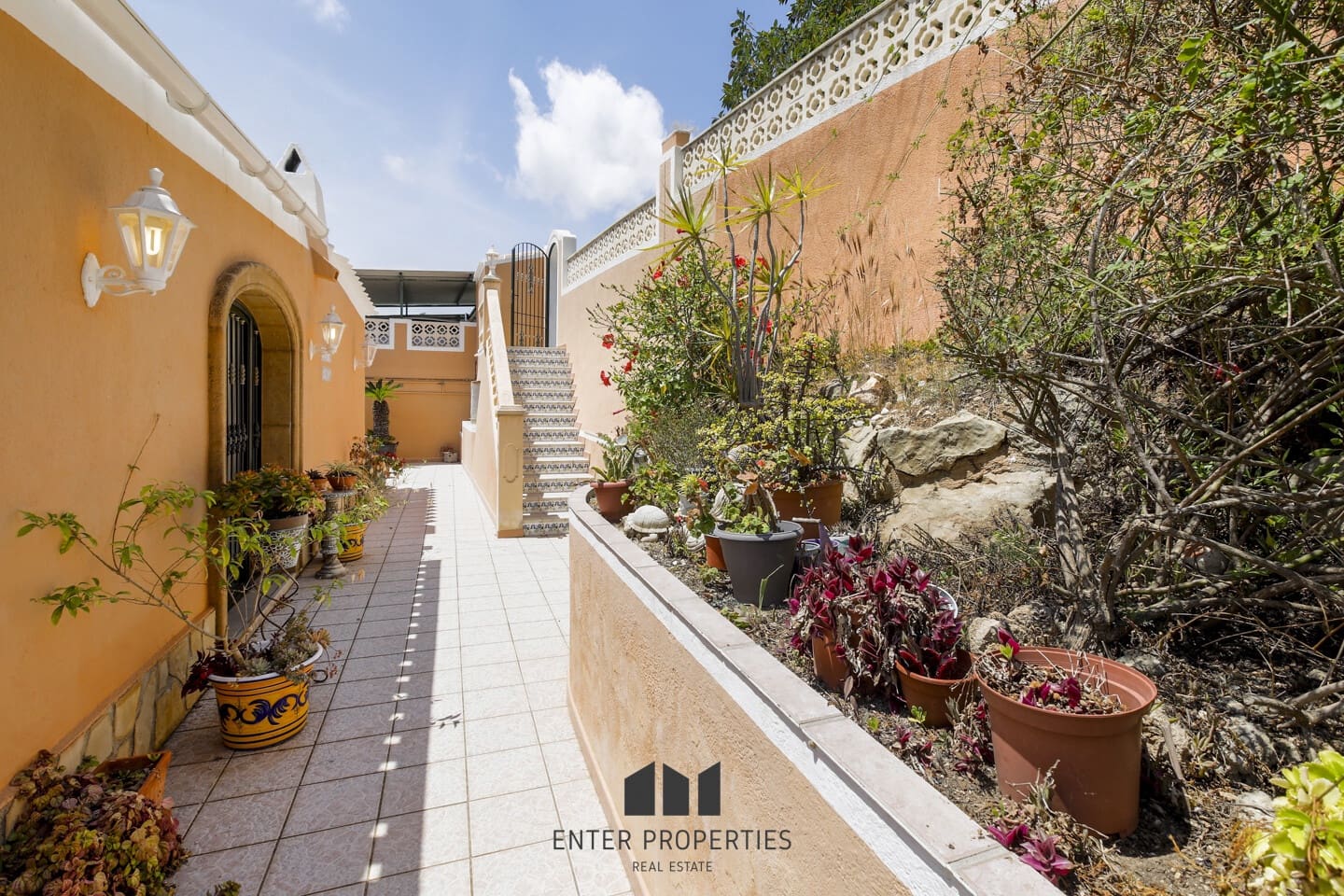 3 soveværelse Villa til salg i Javea / Xabia med swimmingpool garage - € 795.000 (Ref: 9013703)