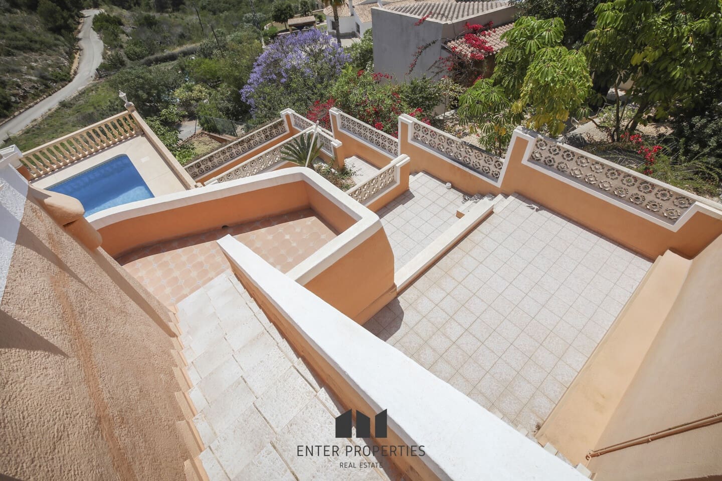 3 soveværelse Villa til salg i Javea / Xabia med swimmingpool garage - € 795.000 (Ref: 9013703)