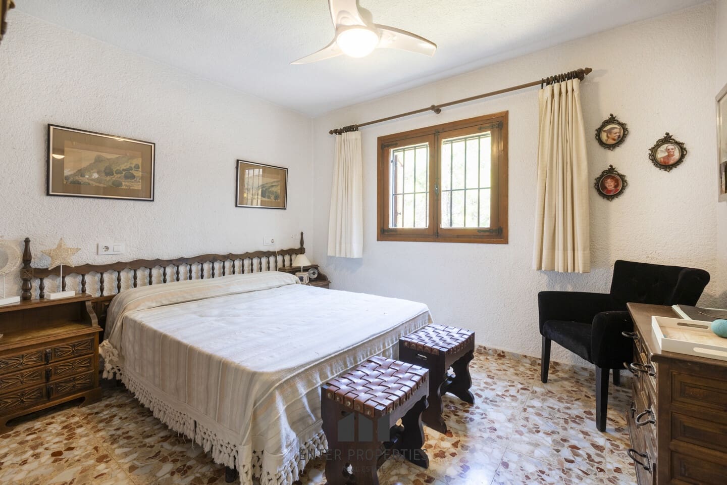 6 soverom Villa til salgs i Javea / Xabia med svømmebasseng garasje - € 850 000 (Ref: 9100448)