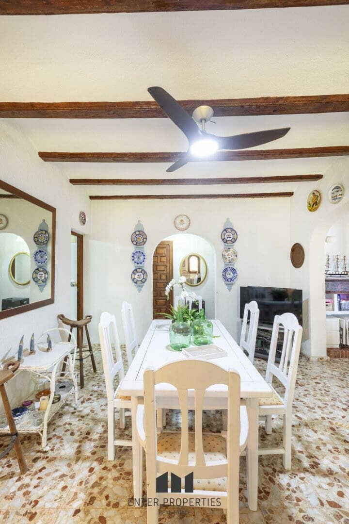 6 soverom Villa til salgs i Javea / Xabia med svømmebasseng garasje - € 850 000 (Ref: 9100448)