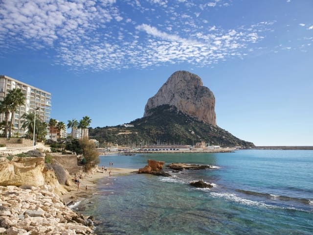 2 bedroom Apartment for sale in Puerto, Calpe / Calp - € 340,000 (Ref: 9106234)
