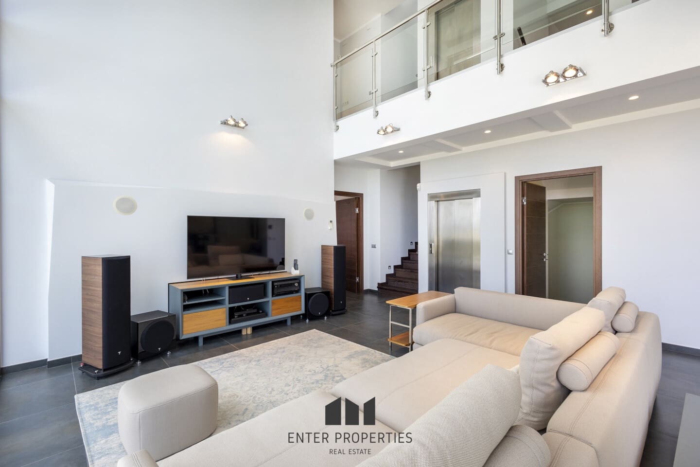 5 bedroom Villa for sale in Altea with pool - € 2,480,000 (Ref: 9127937)