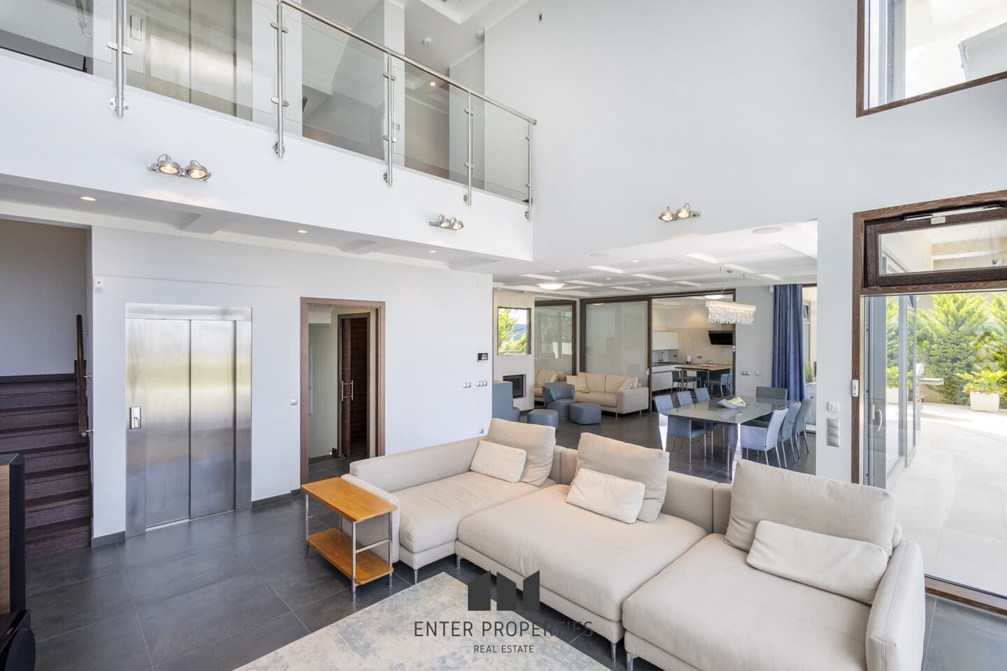 5 bedroom Villa for sale in Altea with pool - € 2,480,000 (Ref: 9127937)