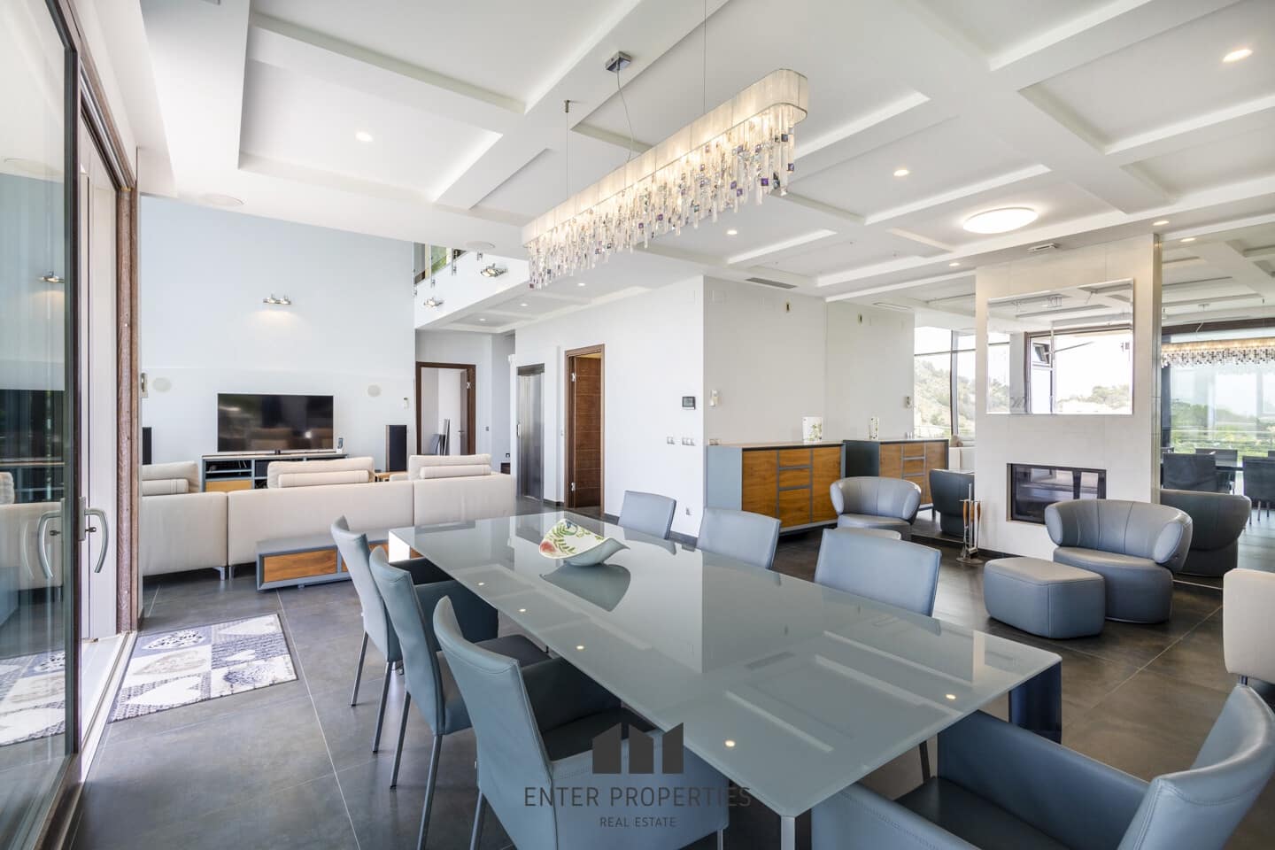 5 bedroom Villa for sale in Altea with pool - € 2,480,000 (Ref: 9127937)