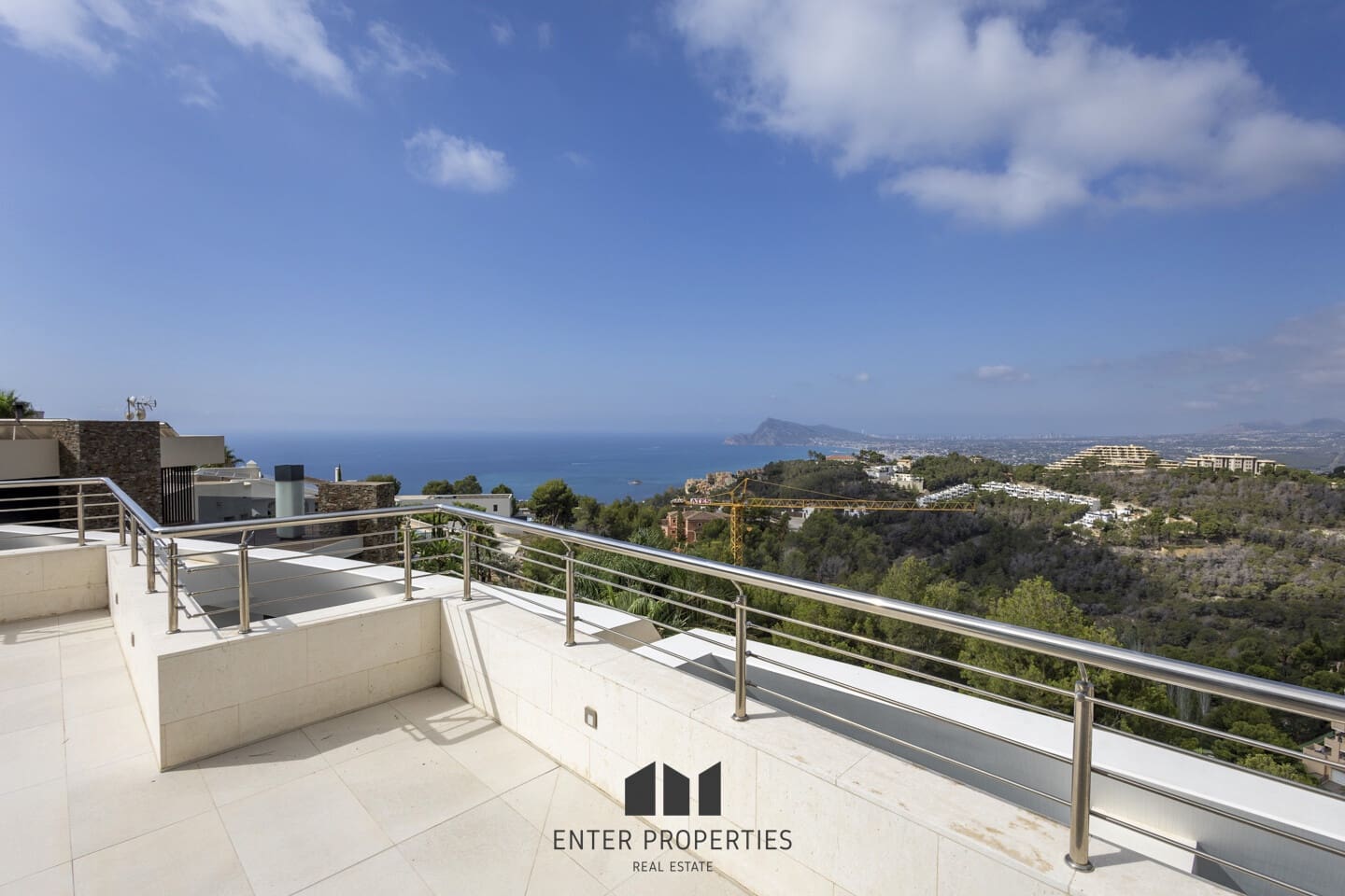 5 bedroom Villa for sale in Altea with pool - € 2,480,000 (Ref: 9127937)
