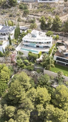 5 bedroom Villa for sale in Altea with pool - € 2,480,000 (Ref: 9127937)