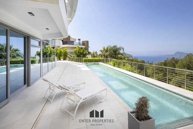 5 bedroom Villa for sale in Altea with pool - € 2,480,000 (Ref: 9127937)