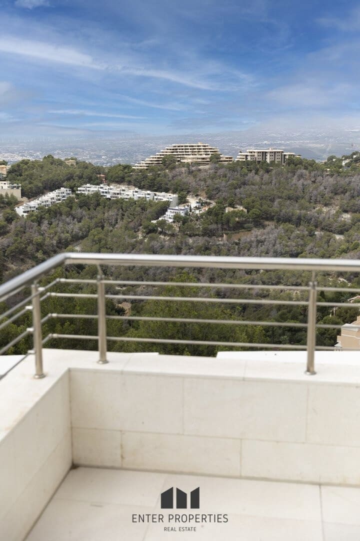 5 bedroom Villa for sale in Altea with pool - € 2,480,000 (Ref: 9127937)