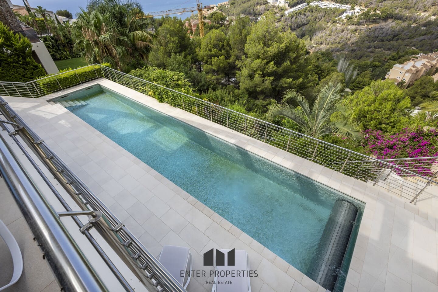 5 bedroom Villa for sale in Altea with pool - € 2,480,000 (Ref: 9127937)