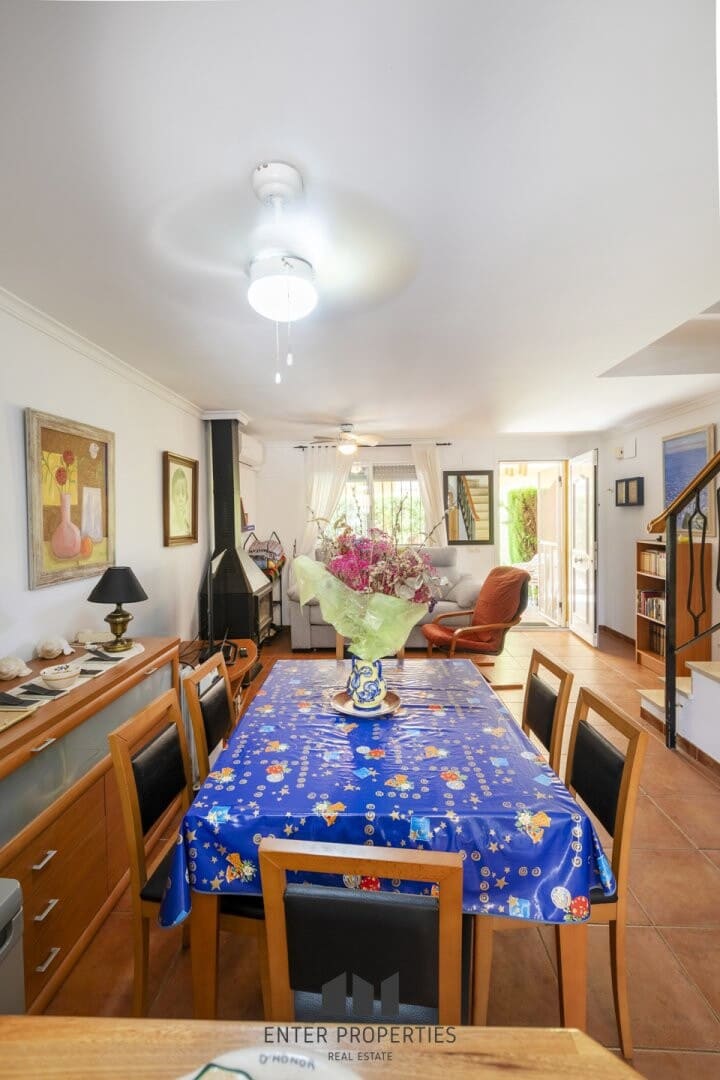 3 soveværelse Rækkehus til salg i Els Poblets med swimmingpool - € 280.000 (Ref: 9136805)