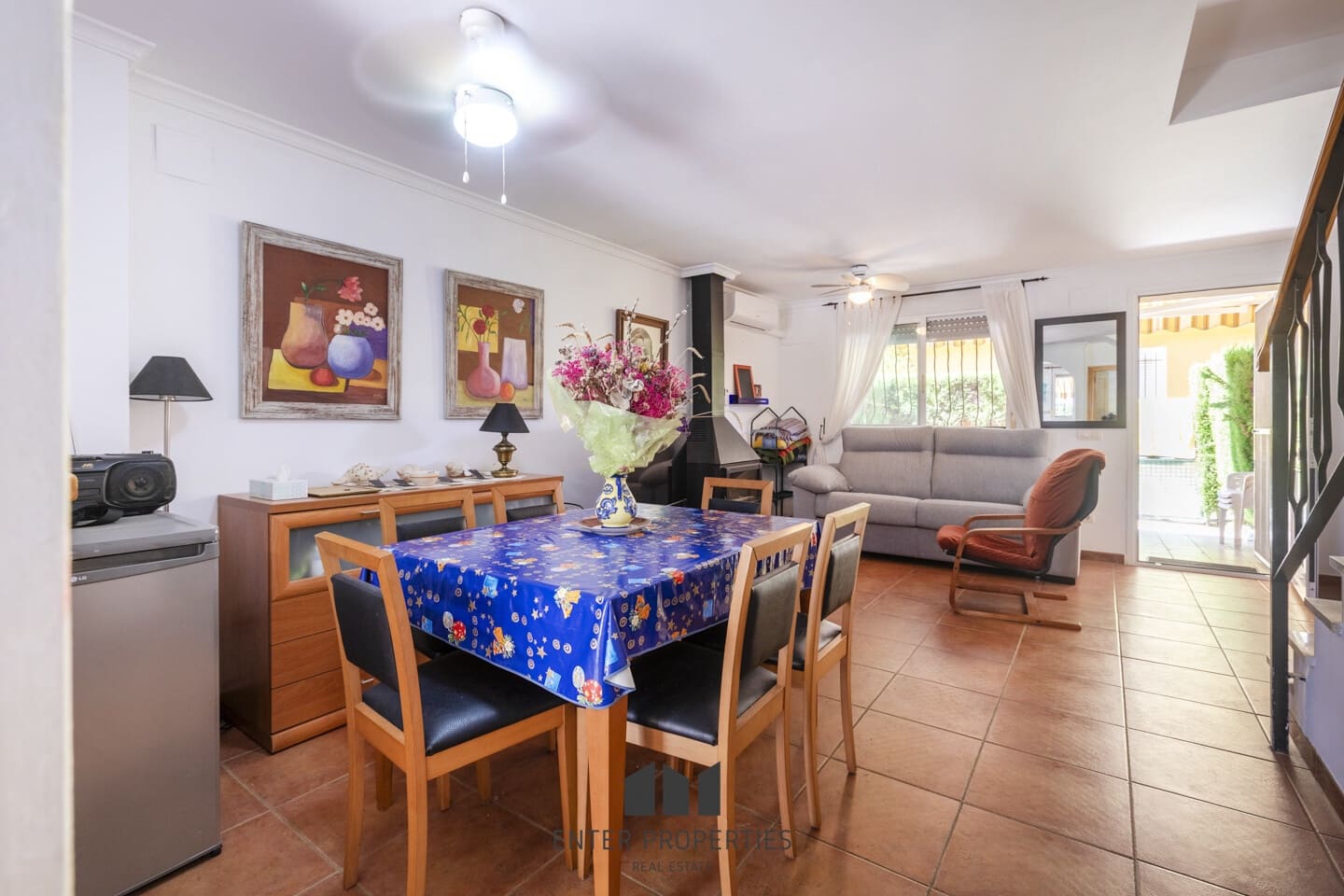 3 soveværelse Rækkehus til salg i Els Poblets med swimmingpool - € 280.000 (Ref: 9136805)