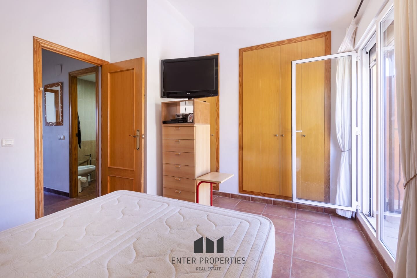 3 soveværelse Rækkehus til salg i Els Poblets med swimmingpool - € 280.000 (Ref: 9136805)