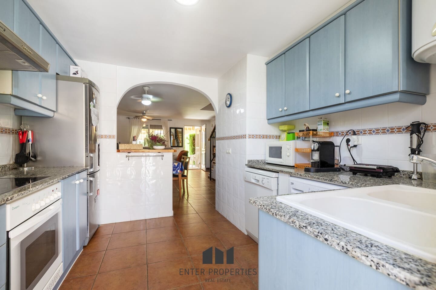 3 soveværelse Rækkehus til salg i Els Poblets med swimmingpool - € 280.000 (Ref: 9136805)