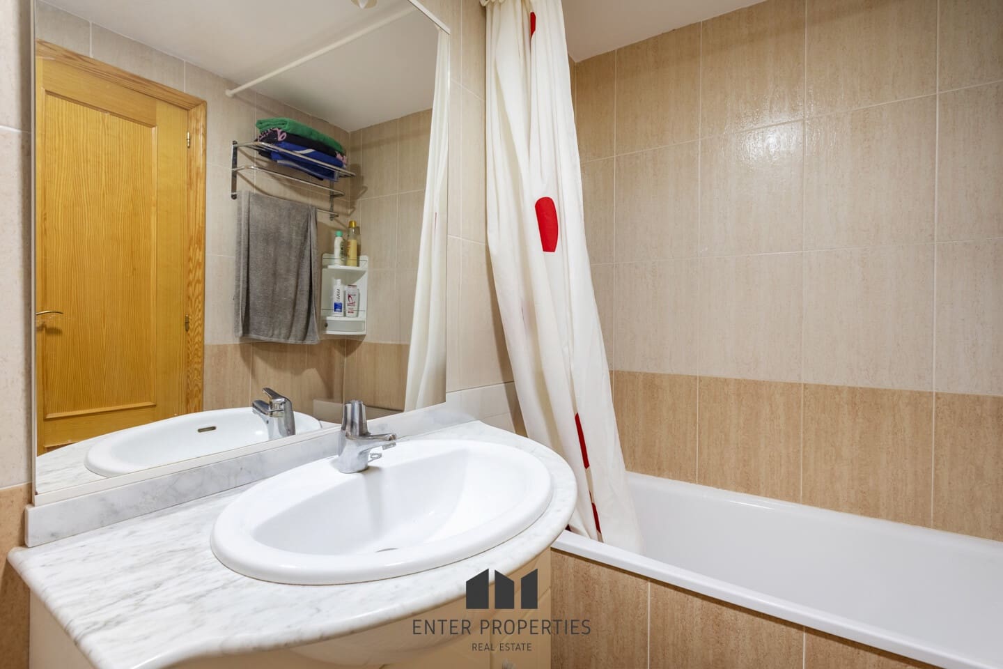 3 soveværelse Rækkehus til salg i Els Poblets med swimmingpool - € 280.000 (Ref: 9136805)