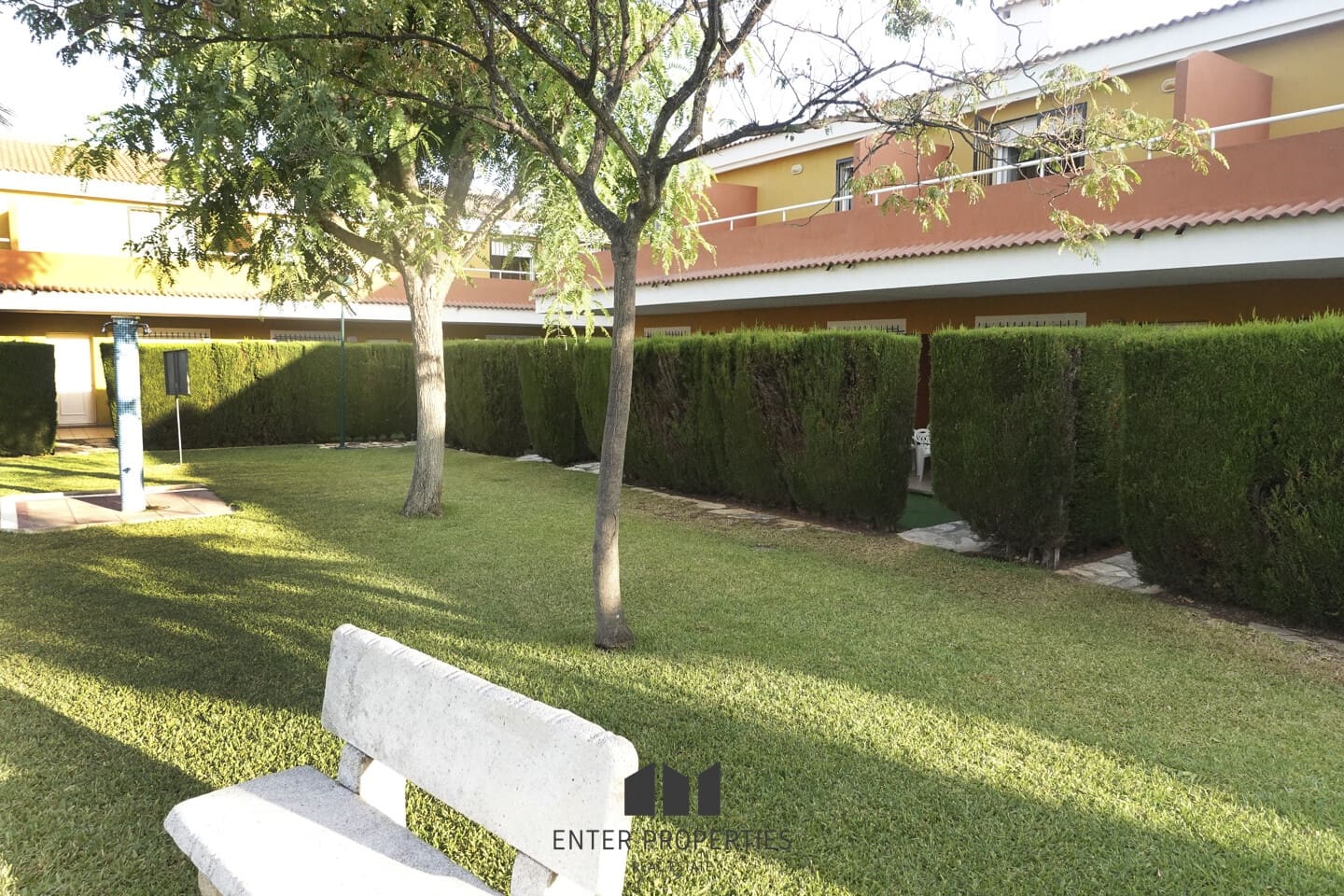 3 soveværelse Rækkehus til salg i Els Poblets med swimmingpool - € 280.000 (Ref: 9136805)