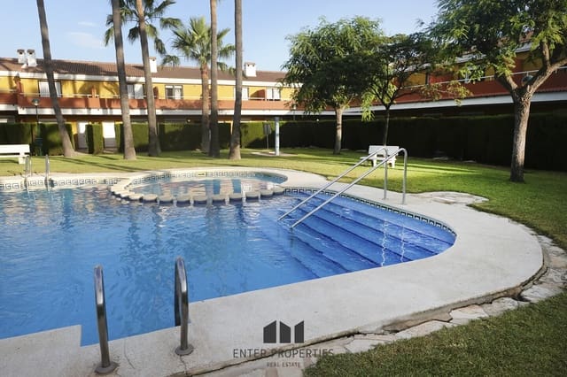 3 makuuhuone Rivitalo myytävänä paikassa Els Poblets mukana uima-altaan - 280 000 € (Ref: 9136805)