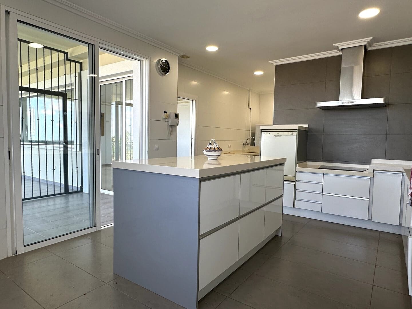 4 soverom Villa til salgs i Picassent med garasje - € 895 000 (Ref: 9163364)