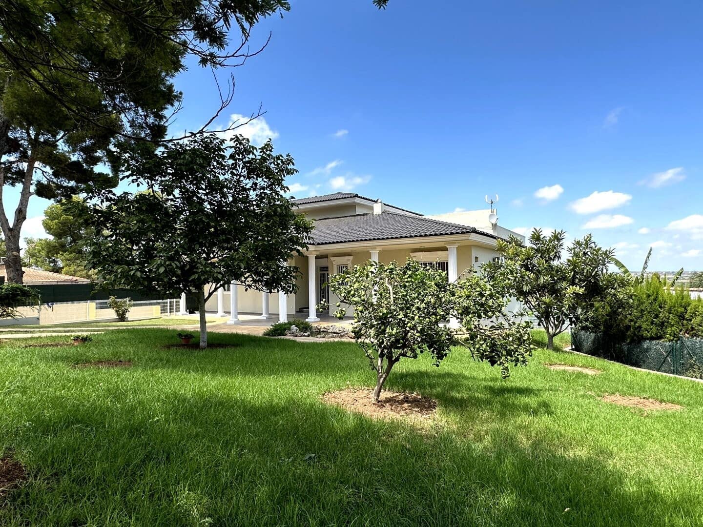 4 soverom Villa til salgs i Picassent med garasje - € 895 000 (Ref: 9163364)