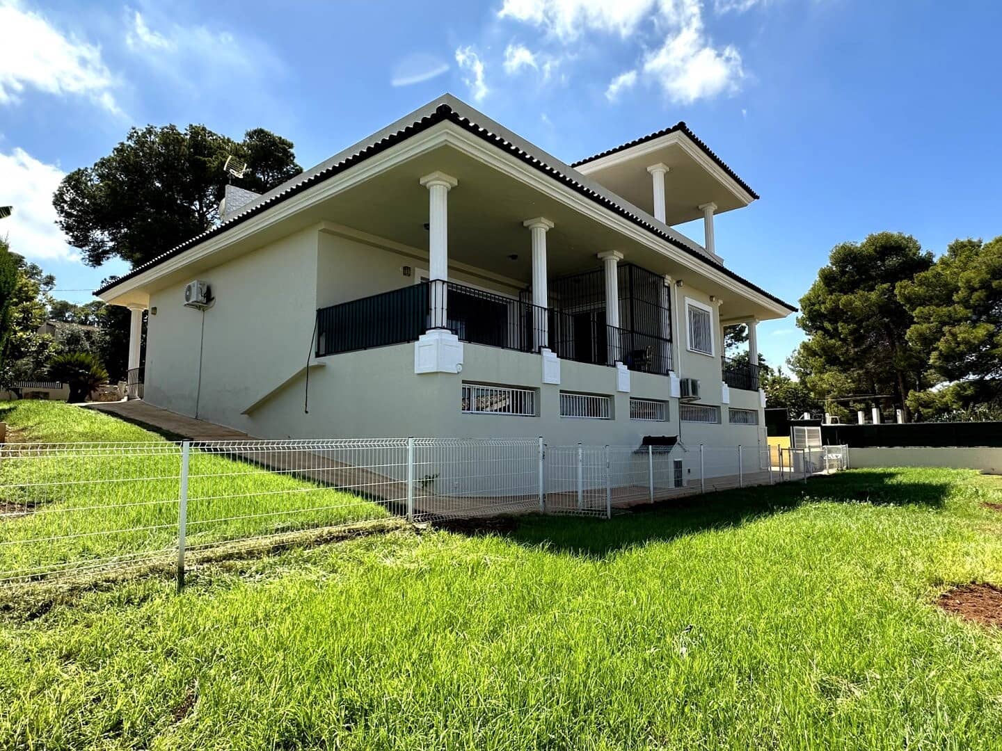 4 soverom Villa til salgs i Picassent med garasje - € 895 000 (Ref: 9163364)