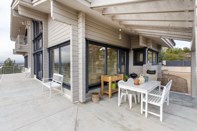 4 soverom Villa til salgs i Olocau - € 490 000 (Ref: 9163365)