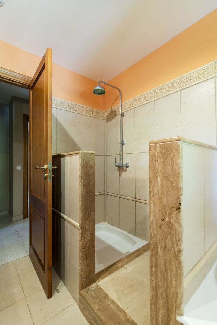 7 soveværelse Villa til salg i Artana med swimmingpool - € 880.000 (Ref: 9169274)