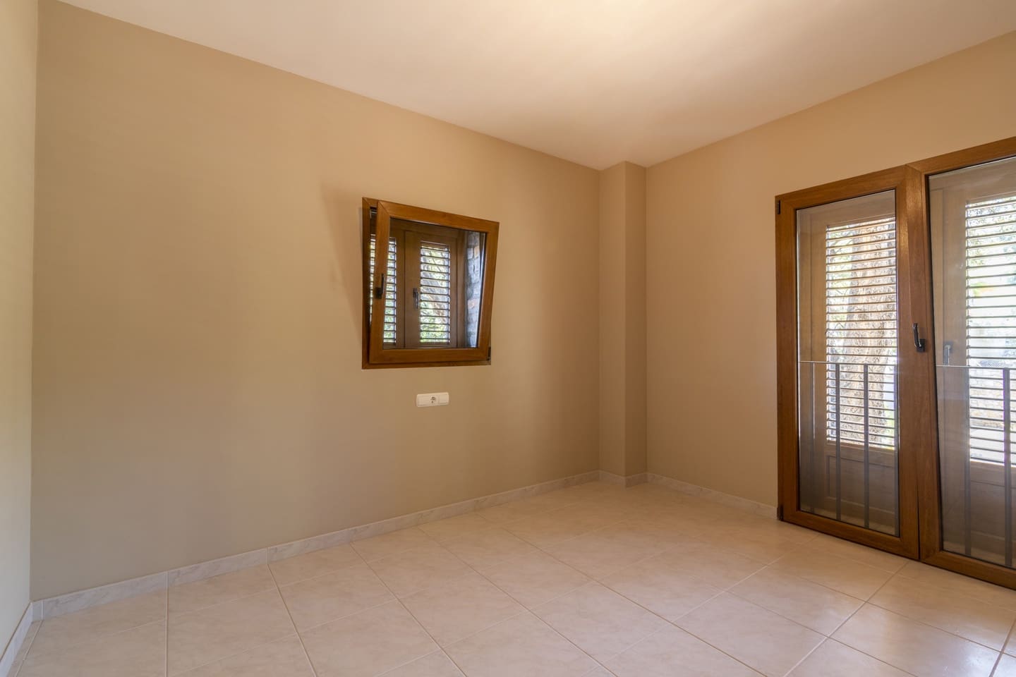 7 soveværelse Villa til salg i Artana med swimmingpool - € 880.000 (Ref: 9169274)