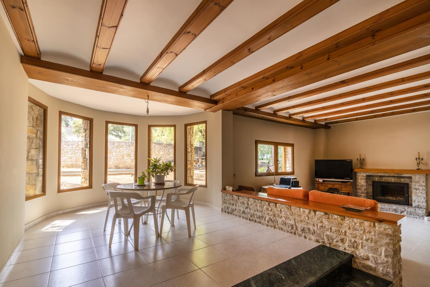 7 soveværelse Villa til salg i Artana med swimmingpool - € 880.000 (Ref: 9169274)