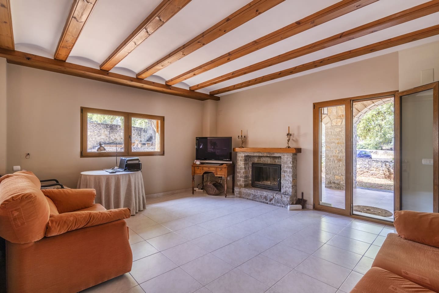 7 soveværelse Villa til salg i Artana med swimmingpool - € 880.000 (Ref: 9169274)