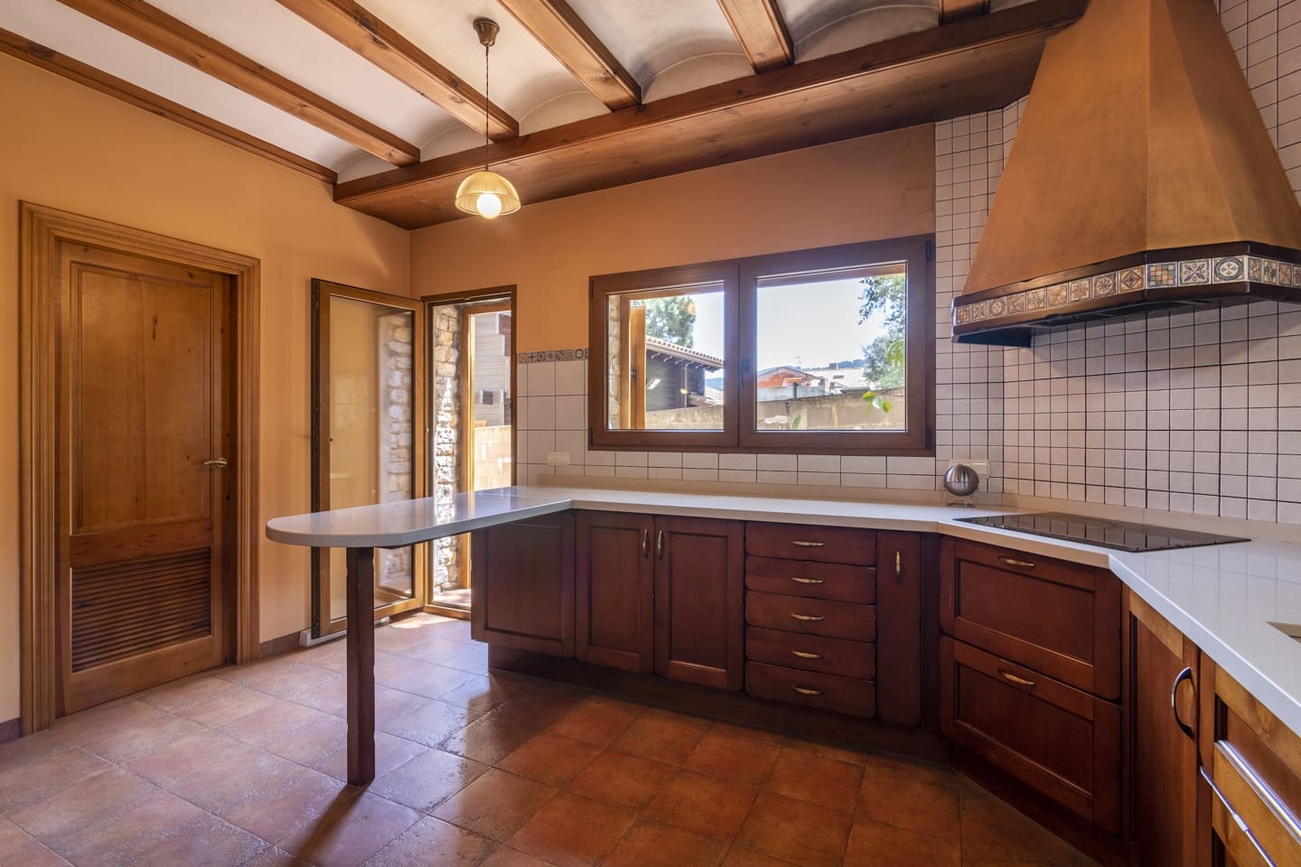 7 soveværelse Villa til salg i Artana med swimmingpool - € 880.000 (Ref: 9169274)