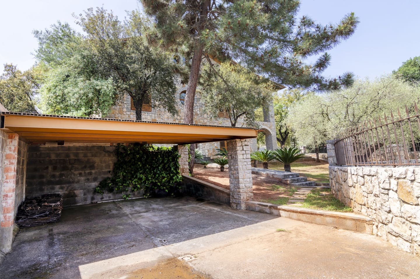 7 soveværelse Villa til salg i Artana med swimmingpool - € 880.000 (Ref: 9169274)