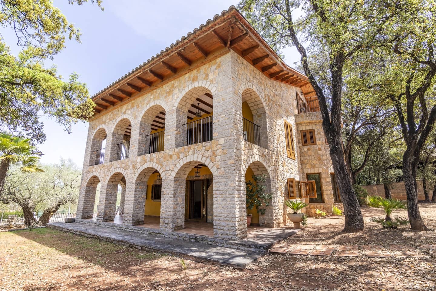 7 soveværelse Villa til salg i Artana med swimmingpool - € 880.000 (Ref: 9169274)