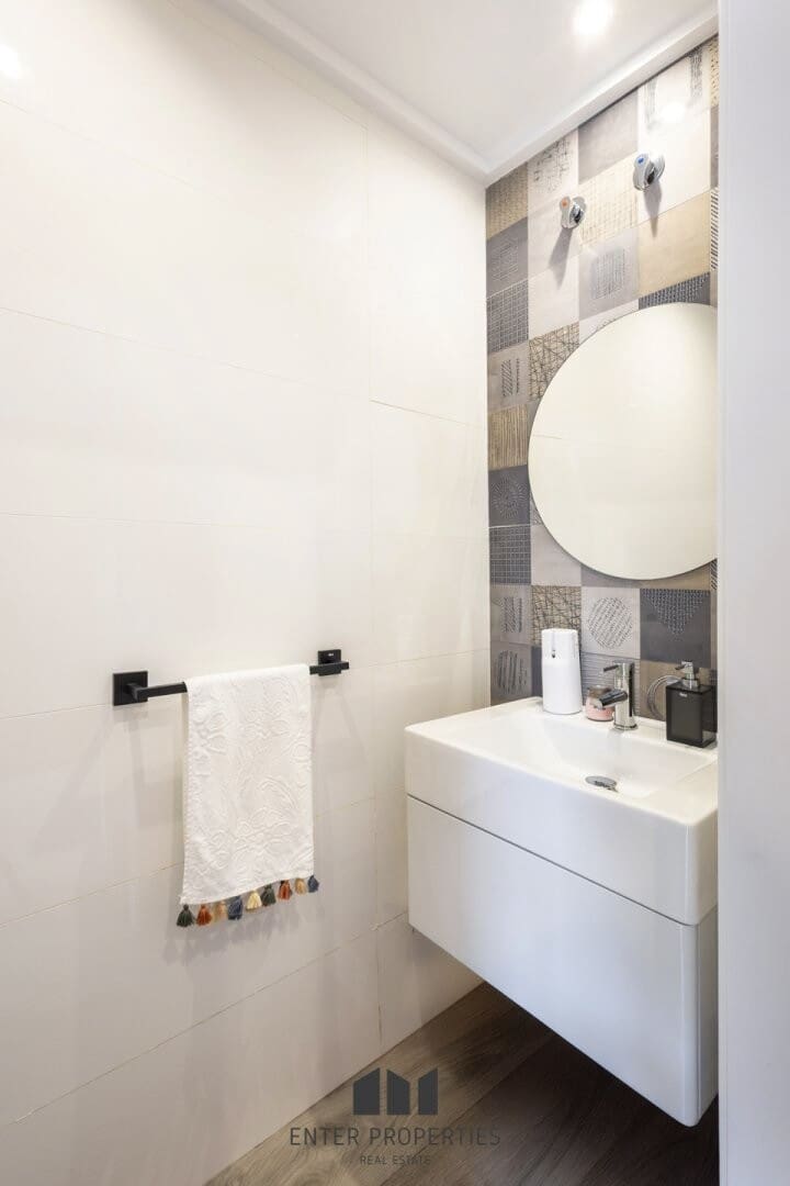 4 bedroom Townhouse for sale in Ondara with pool garage - € 350,000 (Ref: 9246285)