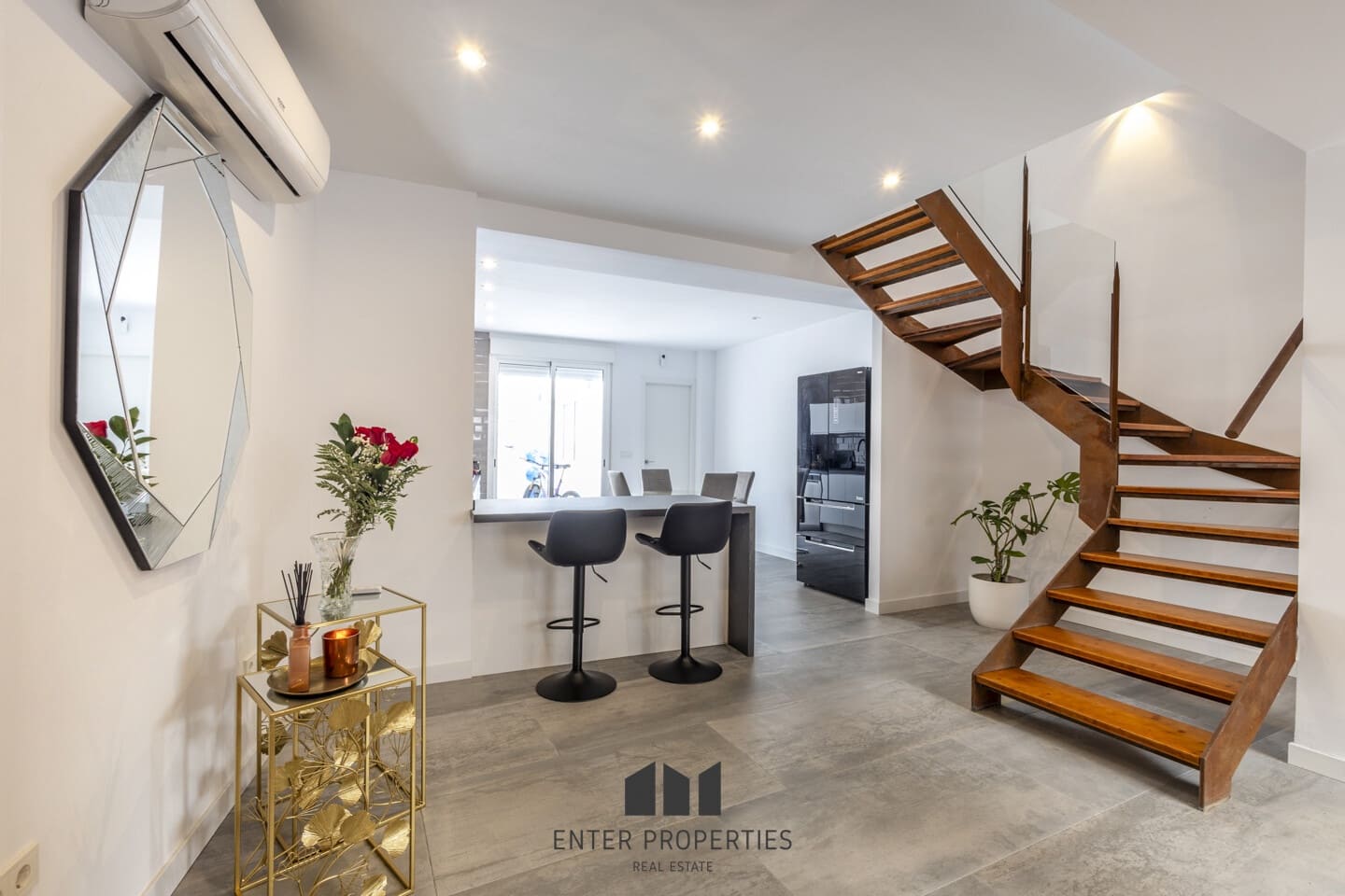 4 bedroom Townhouse for sale in Ondara with pool garage - € 350,000 (Ref: 9246285)