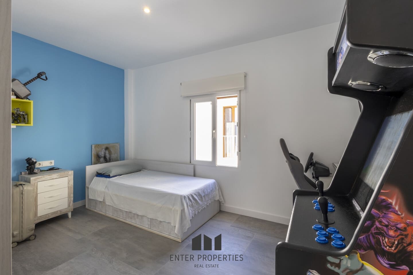 4 bedroom Townhouse for sale in Ondara with pool garage - € 350,000 (Ref: 9246285)