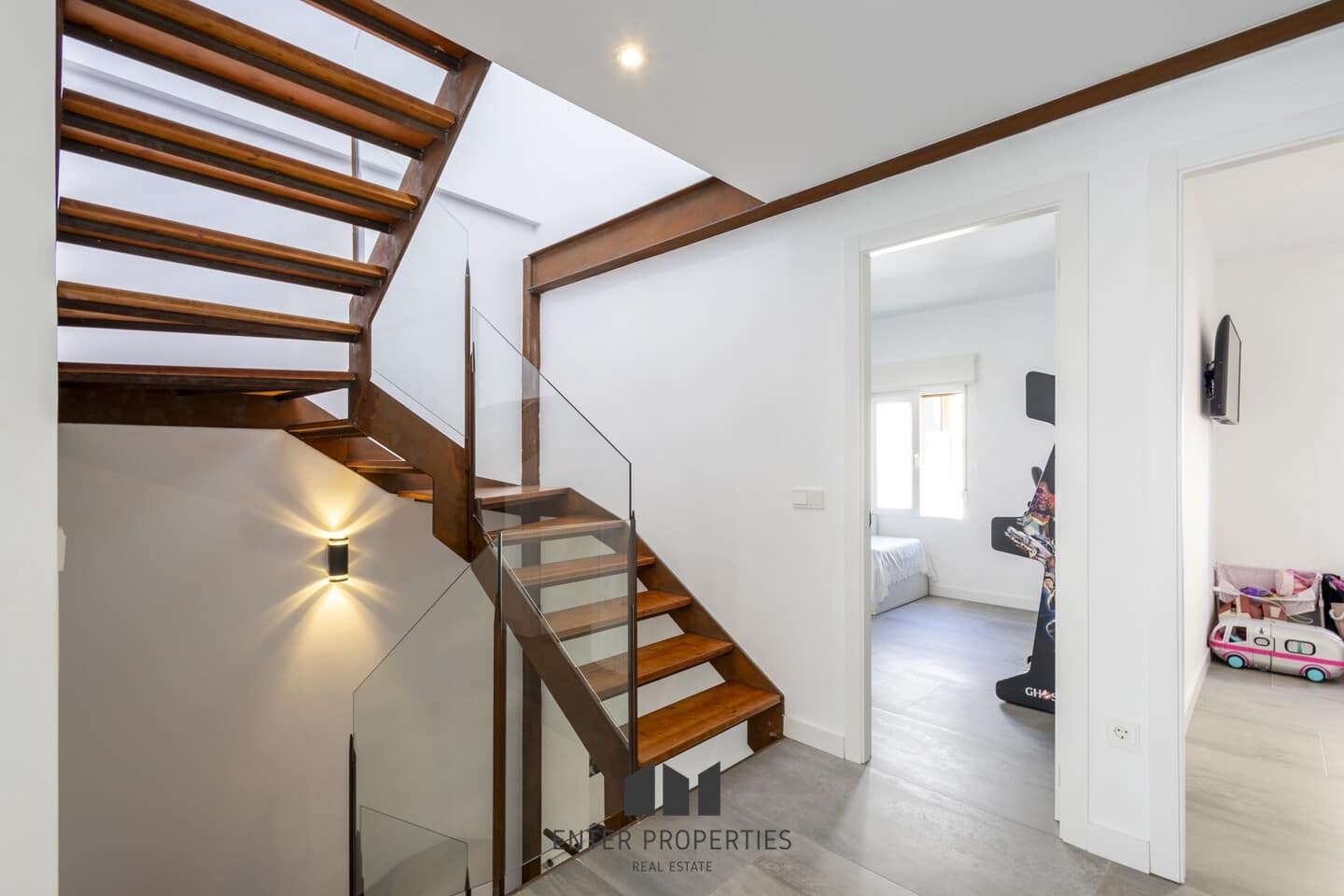 4 bedroom Townhouse for sale in Ondara with pool garage - € 350,000 (Ref: 9246285)