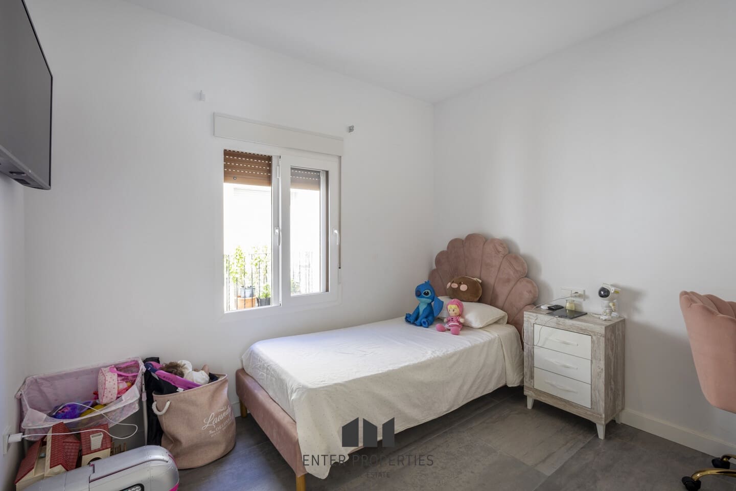 4 bedroom Townhouse for sale in Ondara with pool garage - € 350,000 (Ref: 9246285)