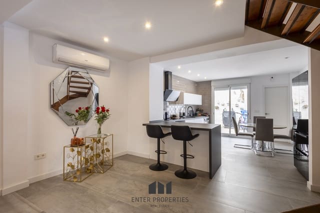 4 quarto Casa em Banda para venda em Ondara com piscina garagem - 350 000 € (Ref: 9246285)