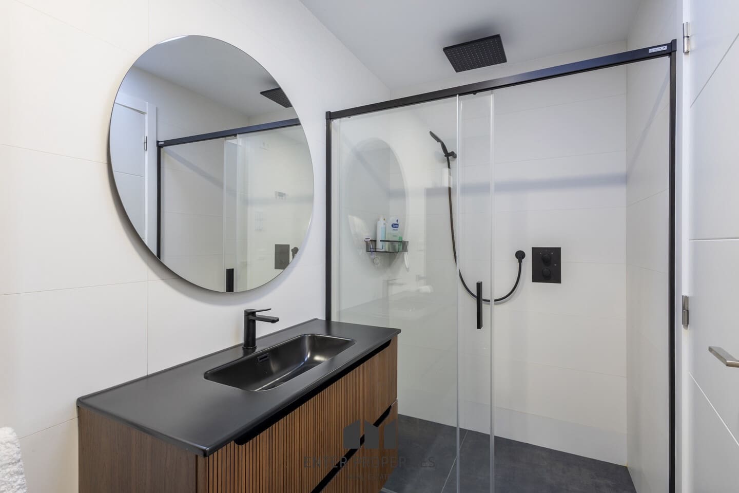 4 bedroom Townhouse for sale in Ondara with pool garage - € 350,000 (Ref: 9246285)